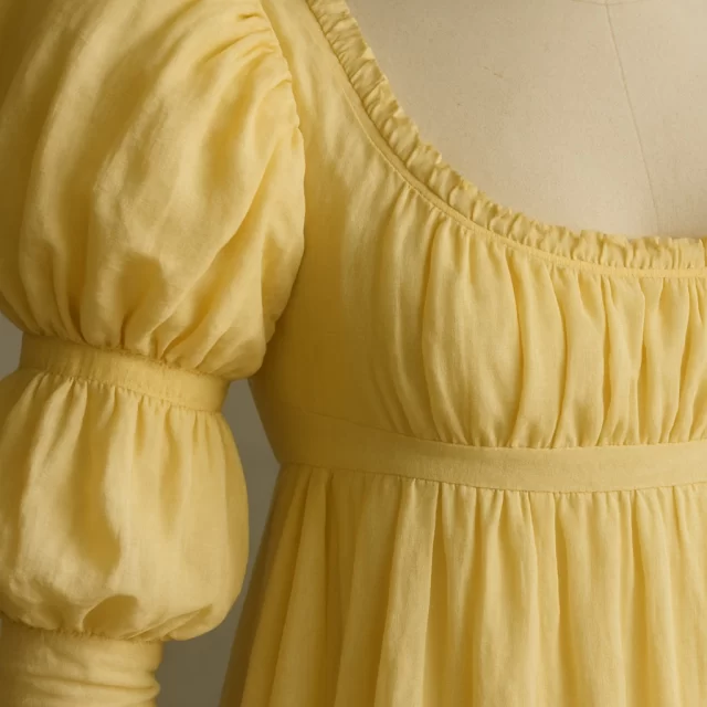Butter yellow & crimson.

#history #TheHistoryAvenue #fashion #style #fashionlook #lifestyle #1700s #1800s #summerstyle #summerfashion #colorsofsummer #butteryellow #crimson #morningvibes☀️ #mornings #goodmorningpost #vintagefabric #hellosummer☀️ #hellosunshine #welcomesummer2025 #saturdaymood #saturdaymornings